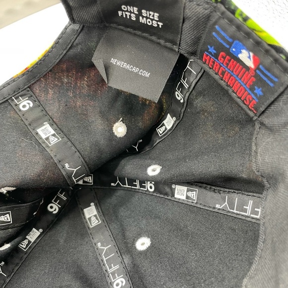 NWOT Era 9Fifty Yankees Floral Cap - Picture 6 of 7